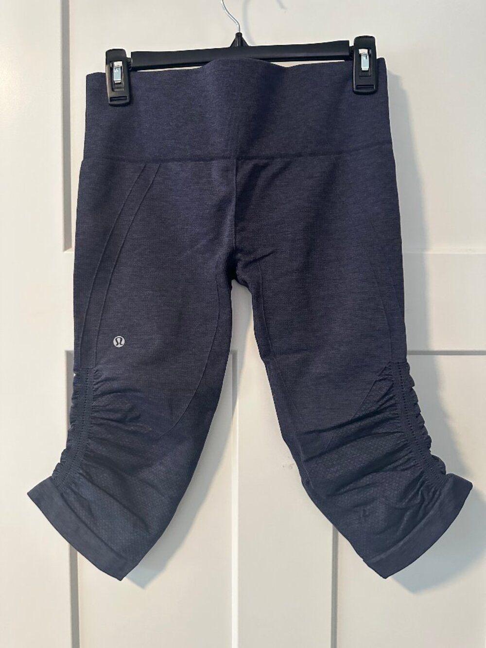 Lululemon High- Rise Crop Legging- Size 6